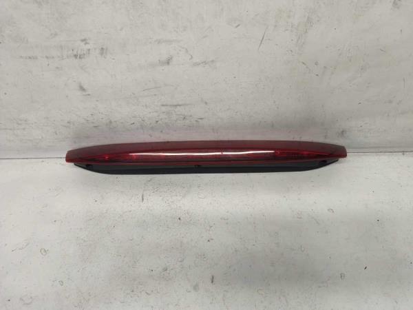 3EME FEU STOP MERCEDES - Vue 1